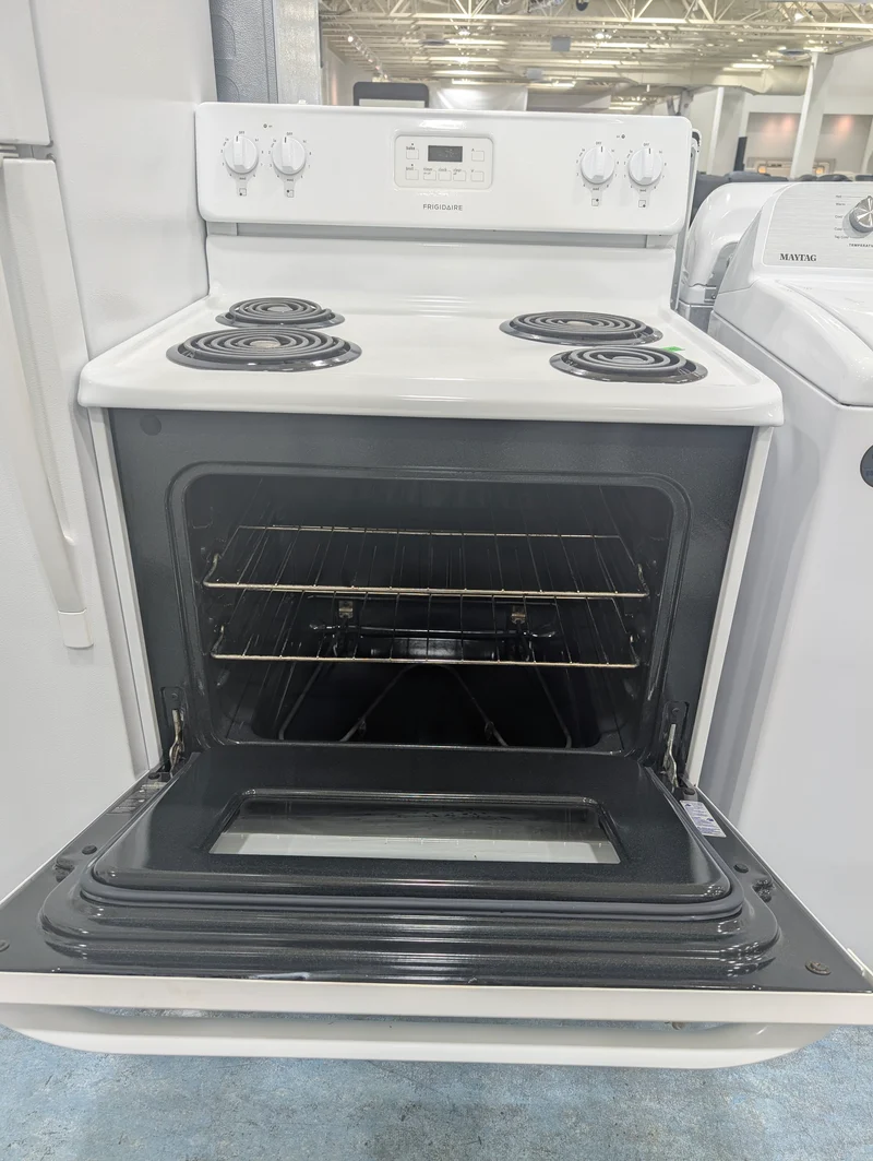 Frigidaire 30'' Cuisinière Serpentin - Blanc- Reconditionnée