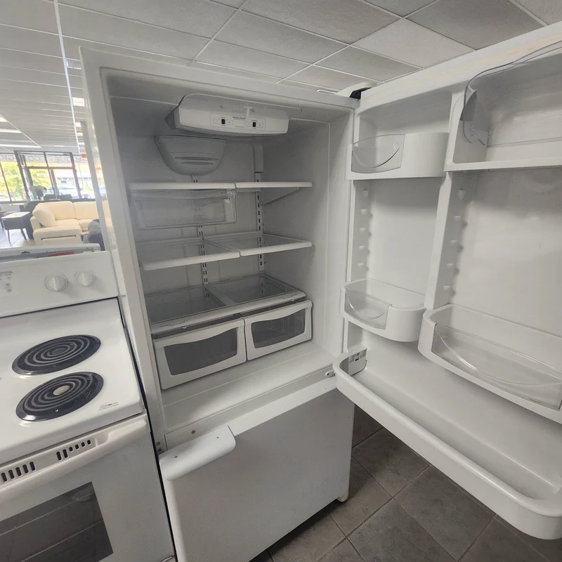 Maytag 30 '' réfrigérateur congélateur Inférieur -Blanc - Reconditionné