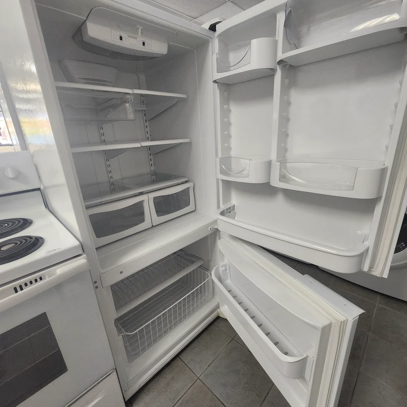 Maytag 30 '' réfrigérateur congélateur Inférieur -Blanc - Reconditionné