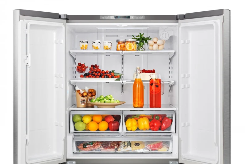 Hisense 36'' 26.6 pi cu réfrigérateur portes francaises - inox - RF266C3FSE - boîte ouverte