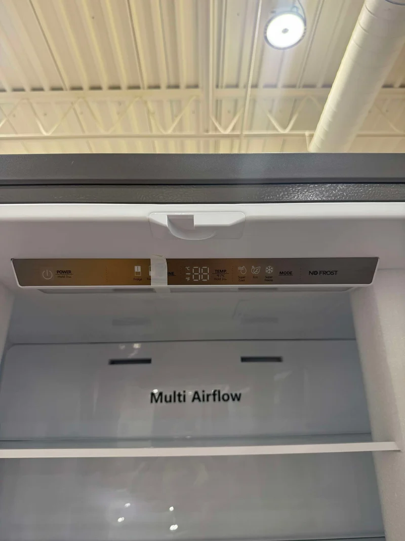 Hisense 36'' 26.6 pi cu réfrigérateur portes francaises - inox - RF266C3FSE - boîte ouverte