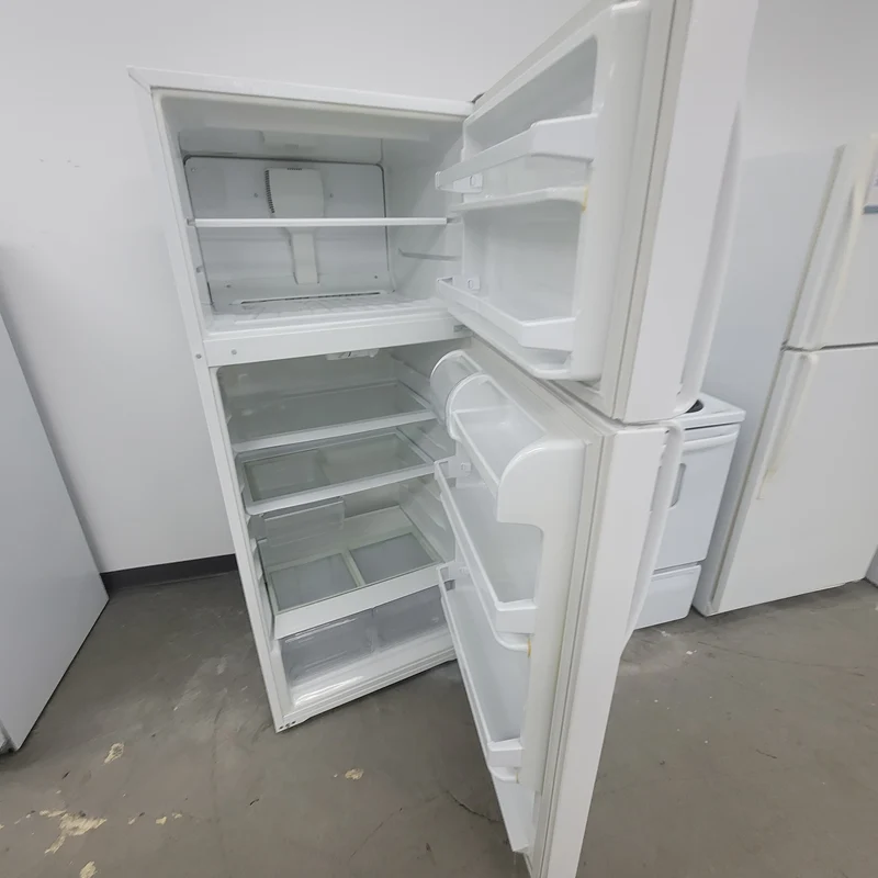 Frigidaire 28'' Réfrigérateur Congélateur Supérieur - Blanc - Reconditionné