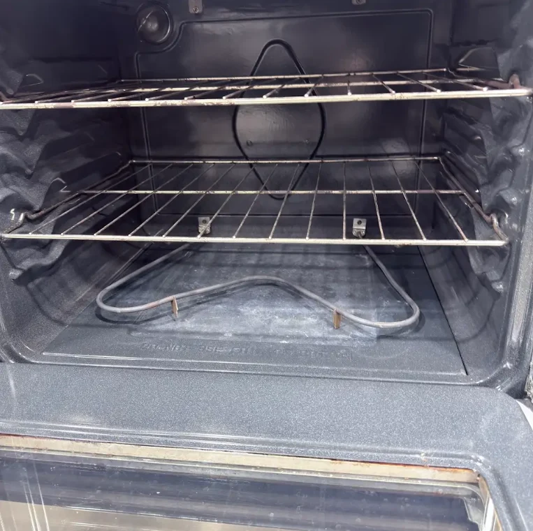 Frigidaire 30'' Cuisinière Vitrocéramique - Inox - Reconditionné