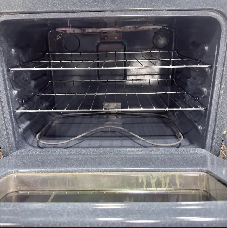 Frigidaire 30'' Cuisinière Vitrocéramique - Inox - Reconditionné