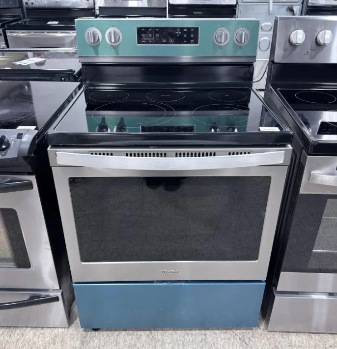 Whirlpool 30'' Cuisinière Vitrocéramique - Inox - Reconditionné