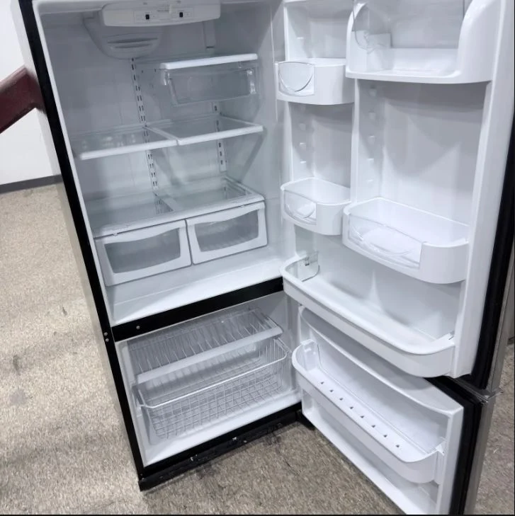 Maytag 30'' Réfrigérateur Congélateur inférieur- Inox - Reconditionné