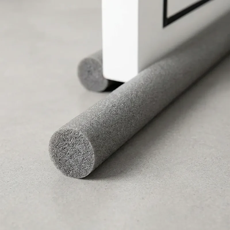 Joint de Bas de Porte Isolant | Protection contre les Courants d’Air, le Froid et la Poussière