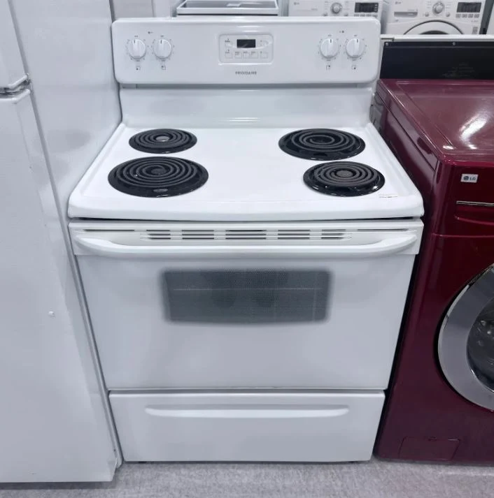 Frigidaire 30'' Cuisinière Serpentin- Blanc - Reconditionnée