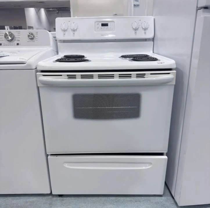 Frigidaire 30'' Cuisinière Serpentin- Blanc - Reconditionnée