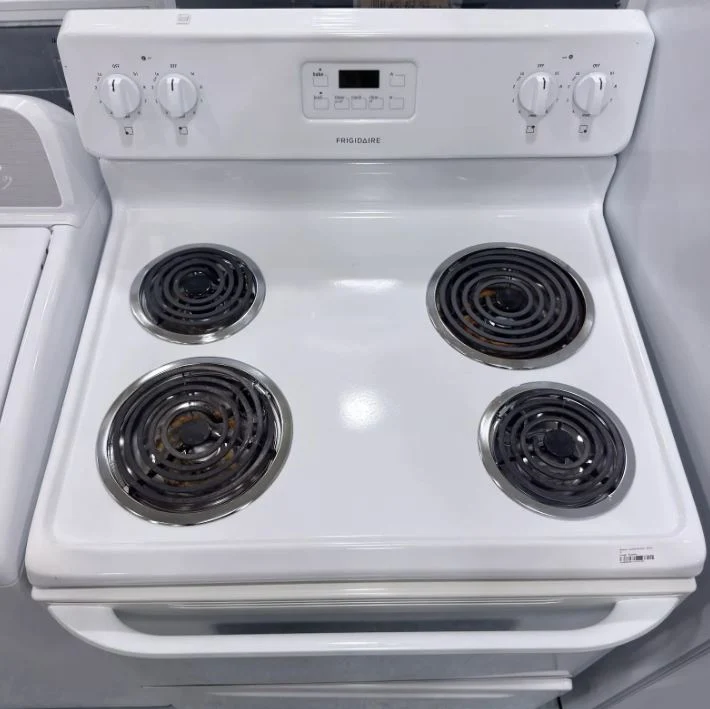 Frigidaire 30'' Cuisinière Serpentin- Blanc - Reconditionnée