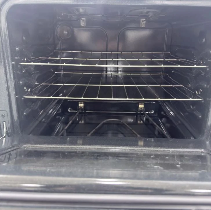 Frigidaire 30'' Cuisinière Serpentin- Blanc - Reconditionnée