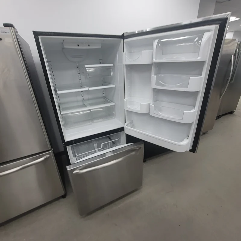 Maytag 30'' Réfrigérateur Congélateur Inférieur - Inox - Reconditionné