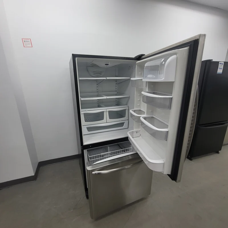 Amana 30'' Réfrigérateur Congélateur Inférieur - Inox - Reconditionné