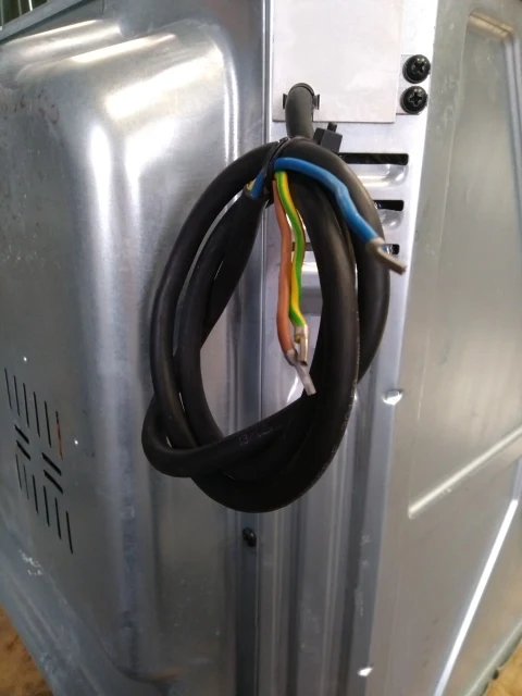 Four Chaleur Tournante 71 L Reconditionné HOTPOINT HAO475PB