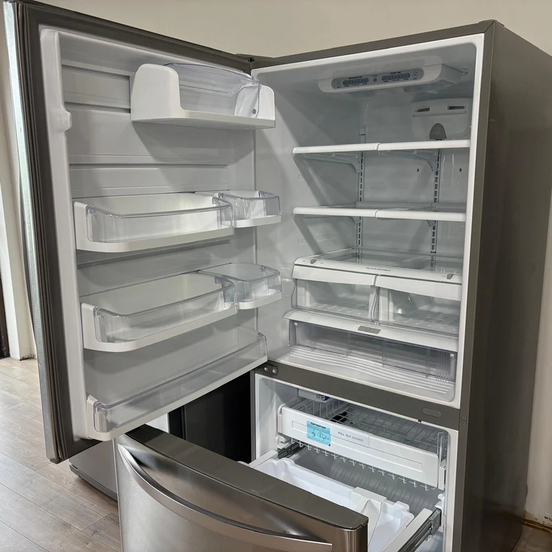 LG 30'' - Réfrigérateur Congélateur Inférieur- inox - reconditionné