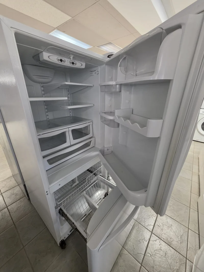 KitchenAid 30'' Réfrigérateur Congélateur Inférieur - Blanc - Reconditionné