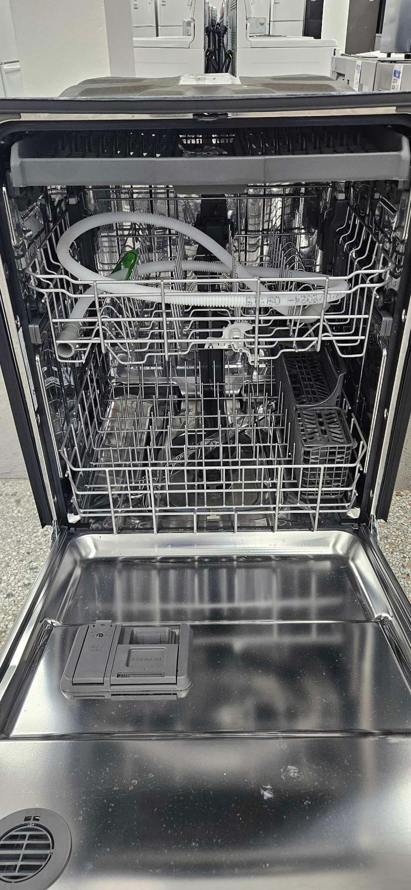 Whirlpool 24 po 47 db Lave-vaisselle - lavage intelligent à IA - inox - WDTA50SAKZ - boîte ouverte