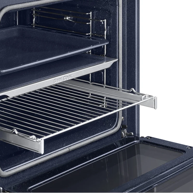 Four encastrable SAMSUNG NV7B4550VAS pyrolyse Dual Cook Flex™ 76L