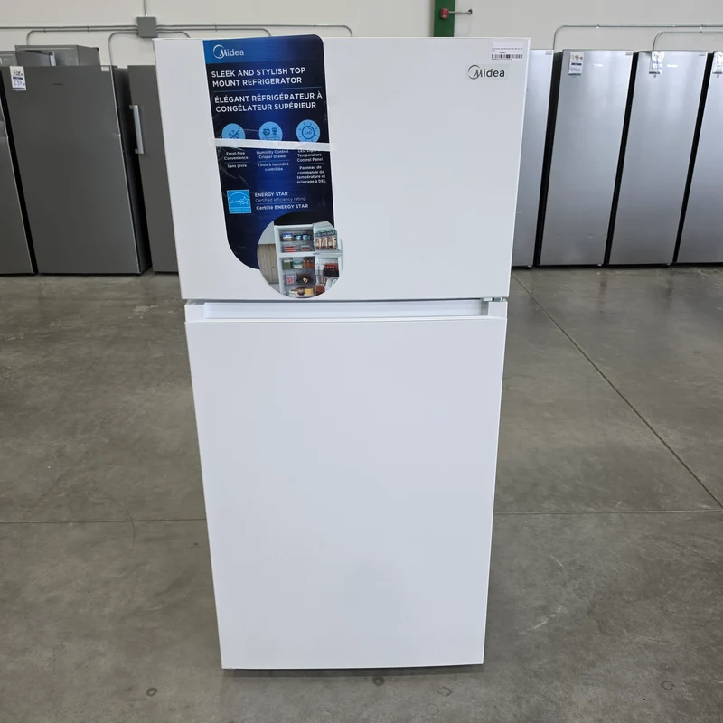 Midea 28'' 14.2 pi.ci.- Réfrigérateur à congélateur supérieur- blanc-MRT14B3AWW- boîte ouverte