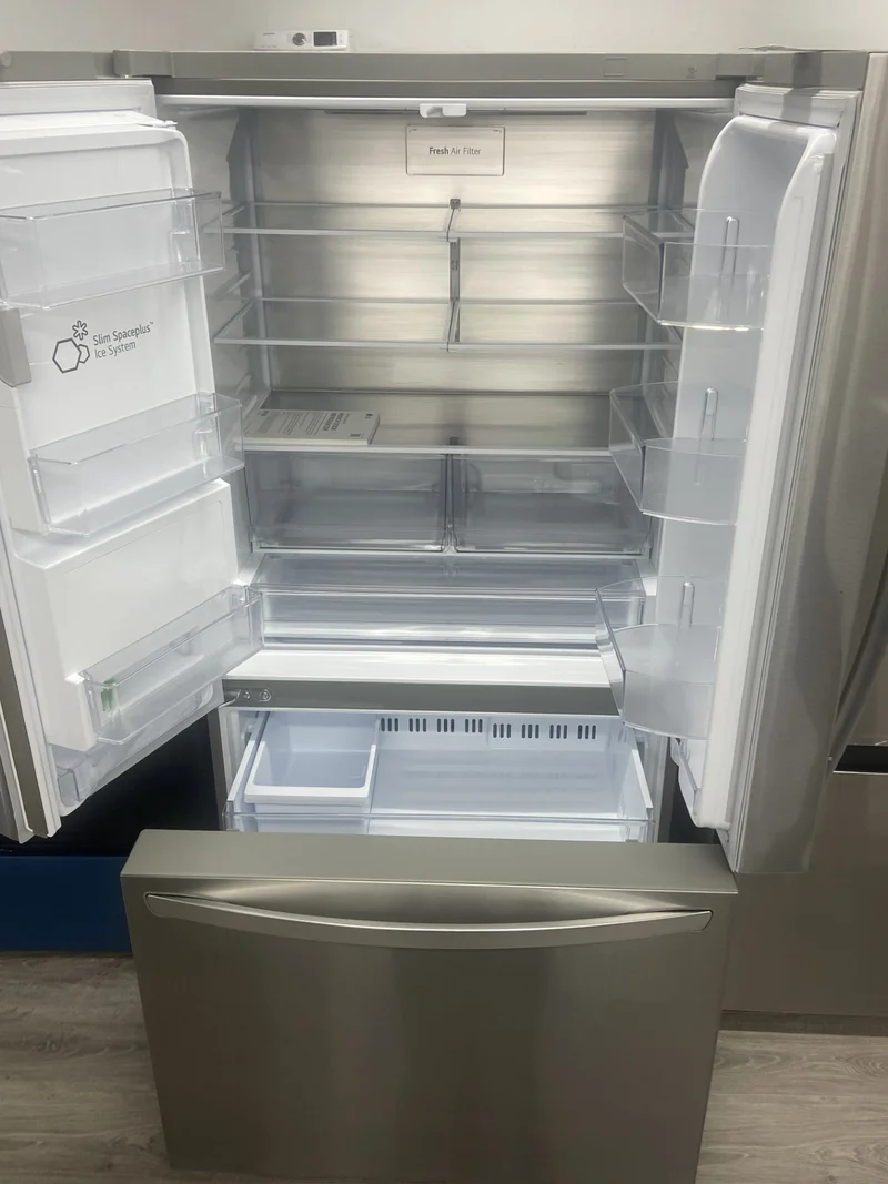 LG 36'' 26 pi cu Réfrigérateur Trois Portes - LCFC26XSS - Wifi - EnergyStar - Boîte Ouverte