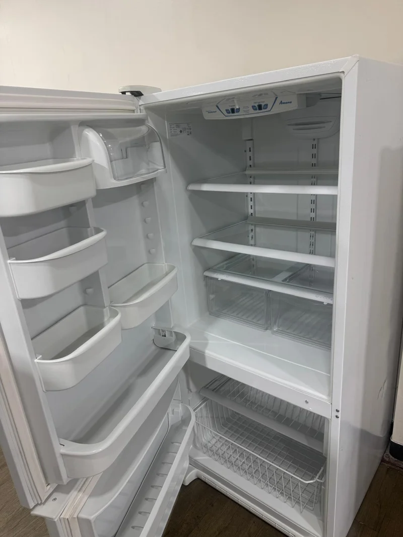 Amana 30'' Réfrigérateur Congélateur inférieur- Blanc - Reconditionné