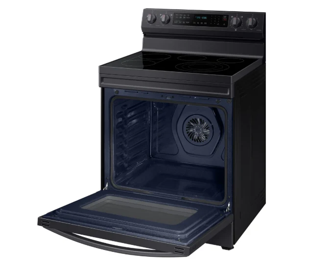 Samsung 30'' 6.9 pi cu Cuisinière - Convection - friture à air - WI-FI - Inox Noir- NE63A6711SG/AC - boîte ouverte