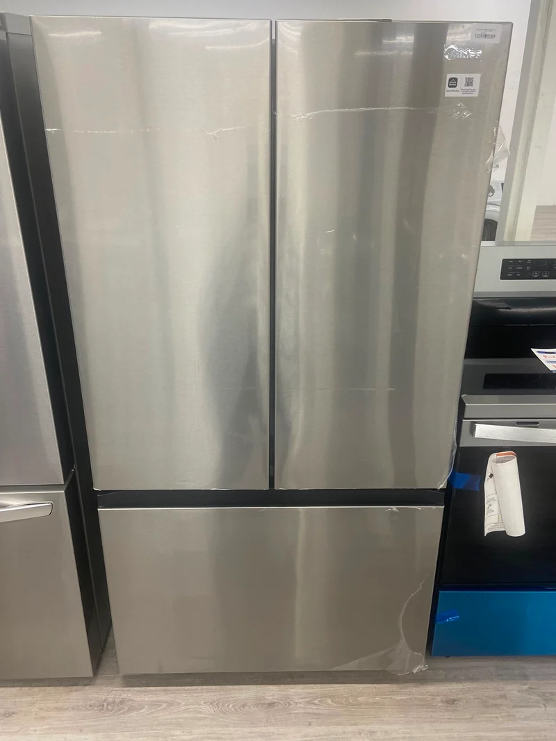 Midea 36'' 26.5 pi.cu Réfrigérateur Portes Francaises - Distributeur D'eau Interne - Inox - MRF2716BST - Boîte Ouverte
