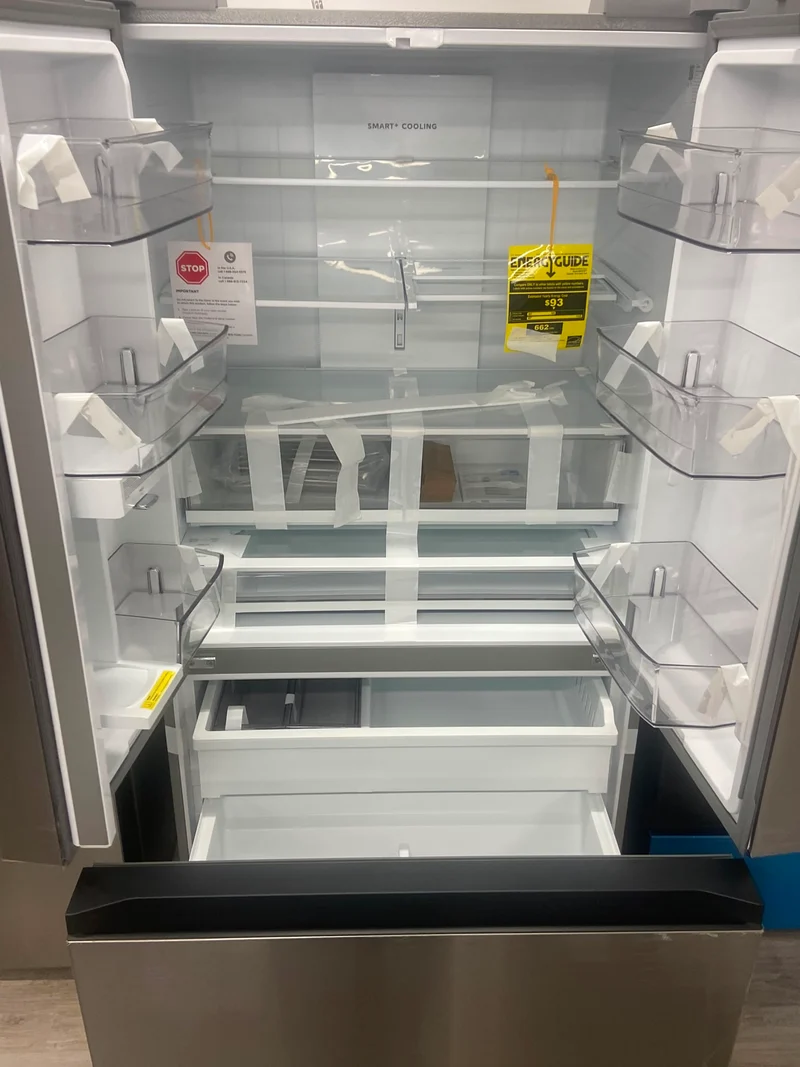 Midea 36'' 26.5 pi.cu Réfrigérateur Portes Francaises - Distributeur D'eau Interne - Inox - MRF2716BST - Boîte Ouverte