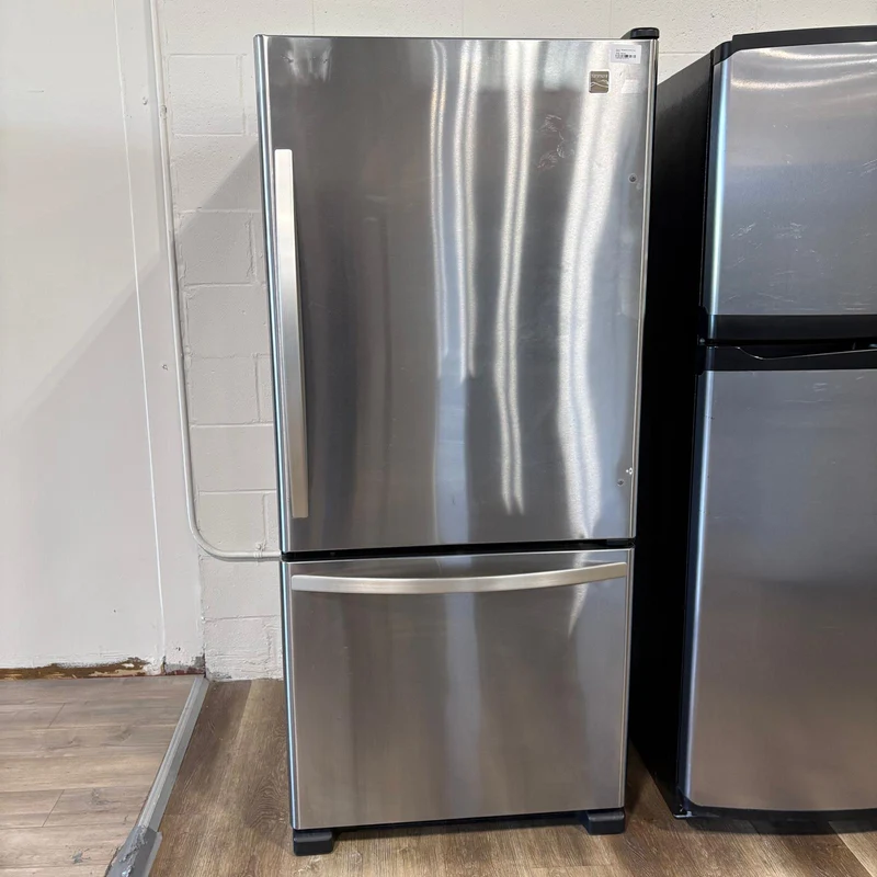 Kenmore 30'' - réfrigérateur congélateur inférieur- inox - reconditionné