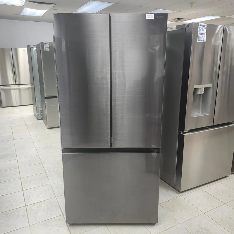 Samsung 33" 24.5 pi.cu - Réfrigérateur à deux battants - Beverage Center à l’intérieur - Inox Noir - RF25C5551SG - Boîte ouverte
