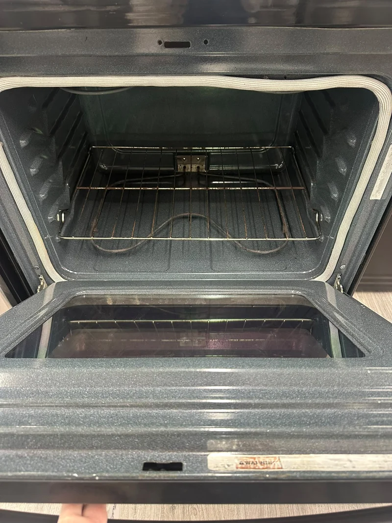 Amana 30'' Cuisinière vitrocéramique - Inox - Reconditionnée