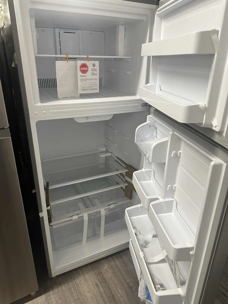 Midea 30 po 18pc Réfrigérateur congélateur supérieur - inox - MRT18B2ASL - boîte ouverte