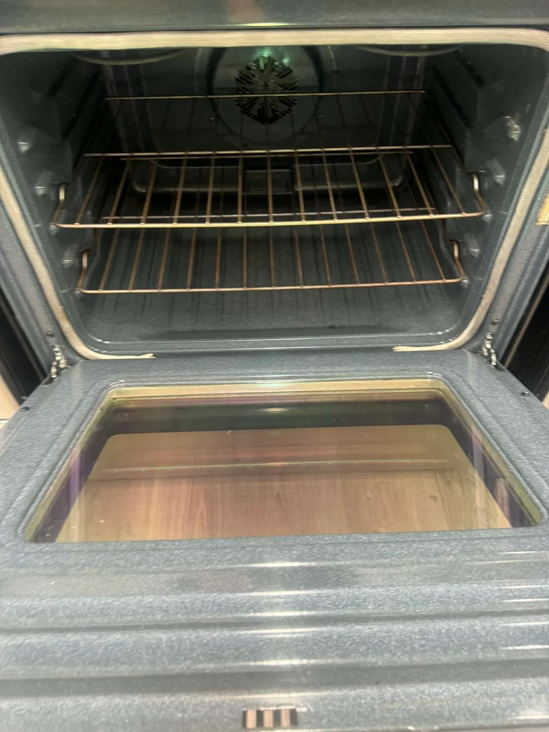 Whirlpool 30'' Cuisinière Vitrocéramique - Inox - Reconditionné