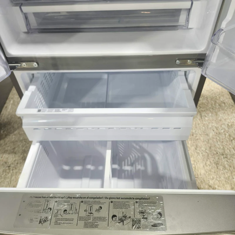 Samsung 30'' Réfrigérateur Congélateur Inférieur - Inox - Reconditionné