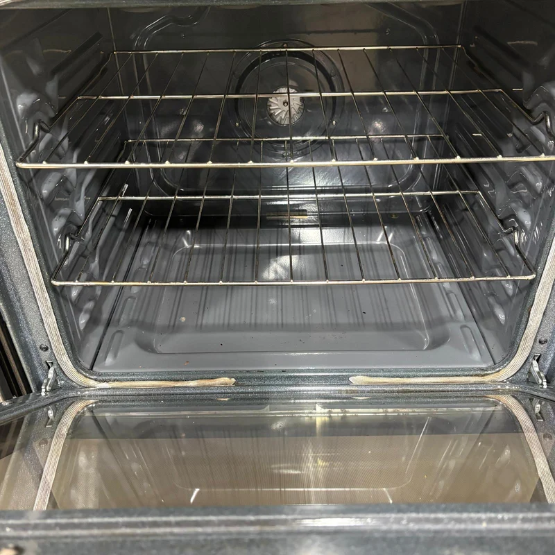 Whirlpool 30'' Cuisinière - Vitrocéramique - Inox - Reconditionné