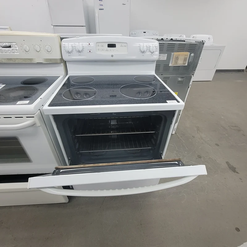 GE 30'' Cuisinière - Vitrocéramique - blanc - Reconditionné