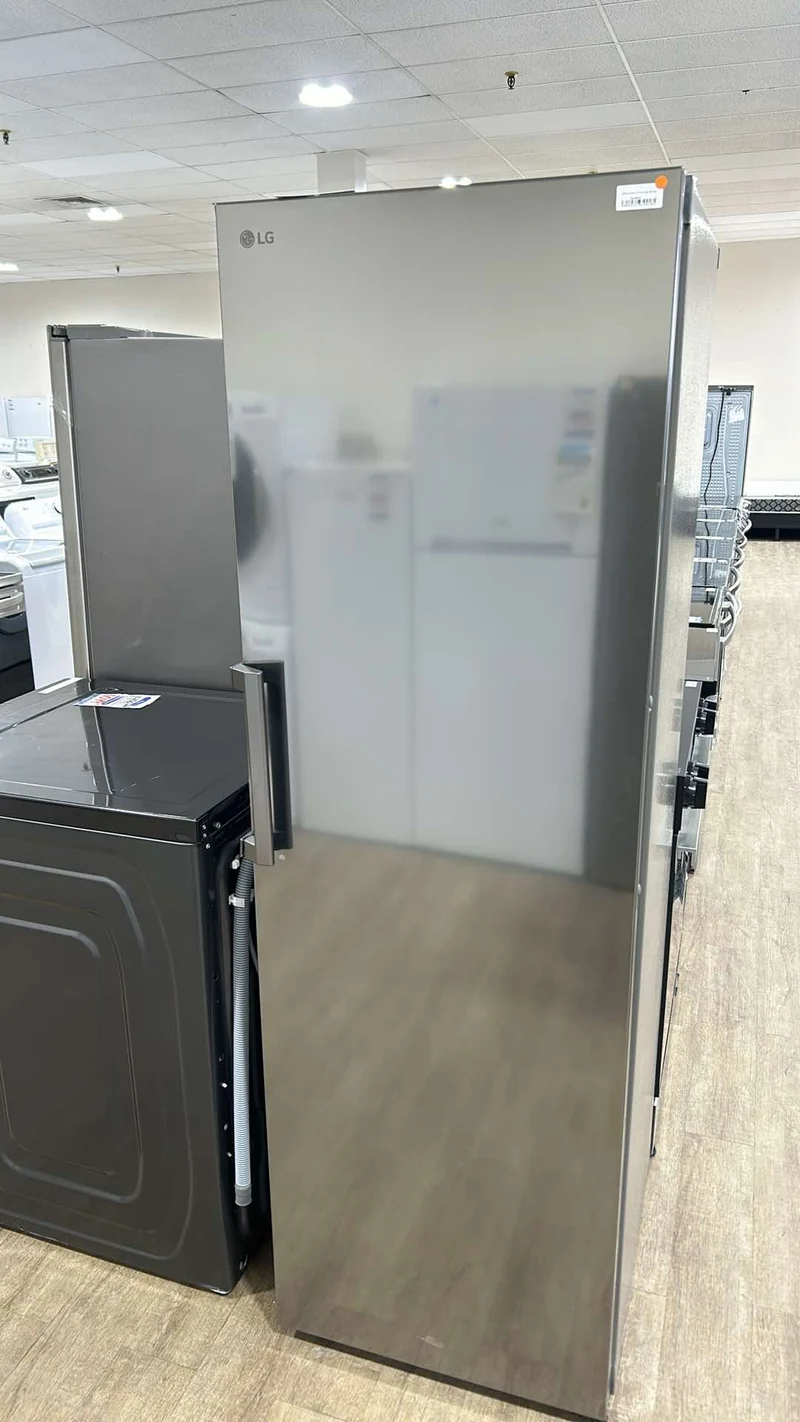LG 24'' 14 pi.cu - Réfrigérateur vertical - Inox - LRONC1404V - Boite Ouverte