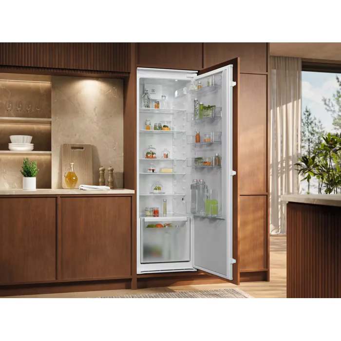 Réfrigérateur Encastrable 177.2 cm Série 600 ELECTROLUX ERD6DE18S