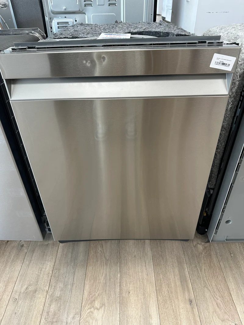 Samsung 24'' 39 dBA Lave-Vaisselle Encastré - Inox -3 paniers - DW80R9950US - Boite Ouverte