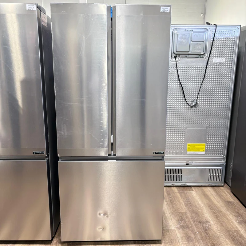 Hisense 30 po 20.8 pi cu. réfrigérateurs portes françaises - inox - RF21A3FSE - boîte ouverte