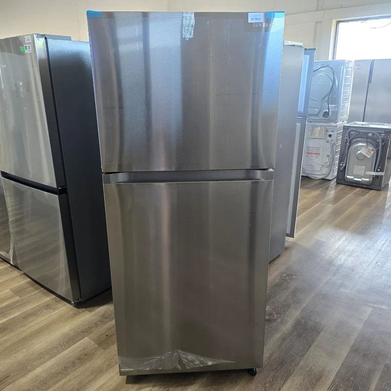 Samsung 30'' 17.6 pi cu Réfrigérateur Congélateur Supérieur - EnergyStar - Inox - RT18DG6300SRAC - Boîte Ouverte