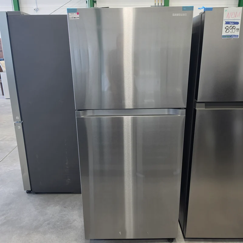 Samsung 30'' 17.6 pi cu Réfrigérateur Congélateur Supérieur - EnergyStar - Inox - RT18DG6300SRAC - Boîte Ouverte