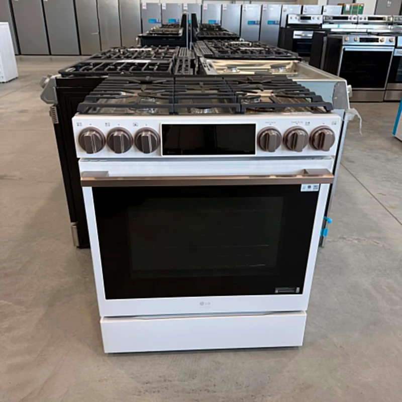 LG Studio 30'' 6.3 pi.cu Cuisinière à gaz - Convection véritable - InstaView - Blanc - LSGS6338N - Boîte Ouverte