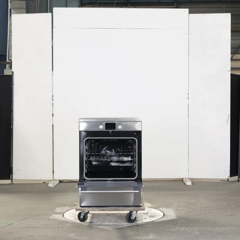 Cuisinière à Induction 73 L Reconditionné ELECTROLUX EKI64899BX