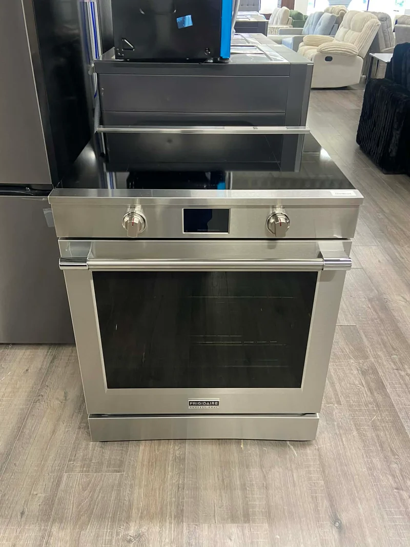 Frigidaire Professionnel 30 po 6.2 pi cu Cuisinière INDUCTION - Convection - Inox - PCFI308CAF - Boîte Ouverte