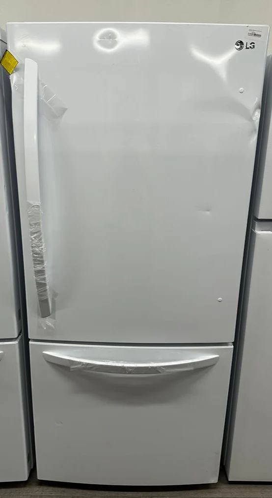 LG 30 po 21.8 pi.cu - Réfrigérateur à congélateur inférieur - Energy Star - Blanc - LRDNS2200W - Boîte ouverte