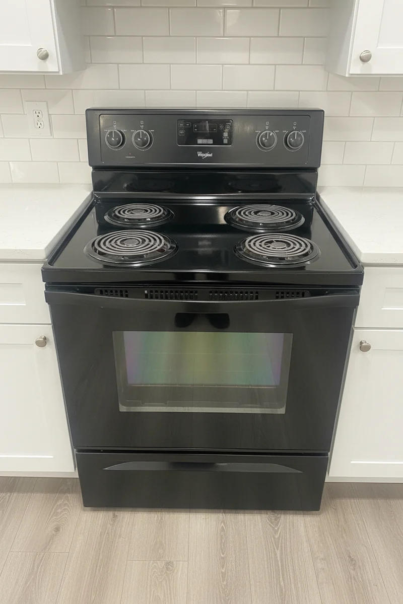 Whirlpool 30'' Cuisiniere Serpentin - Noir - Reconditionnée