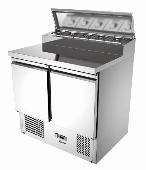 Comptoir de préparation de pizzas