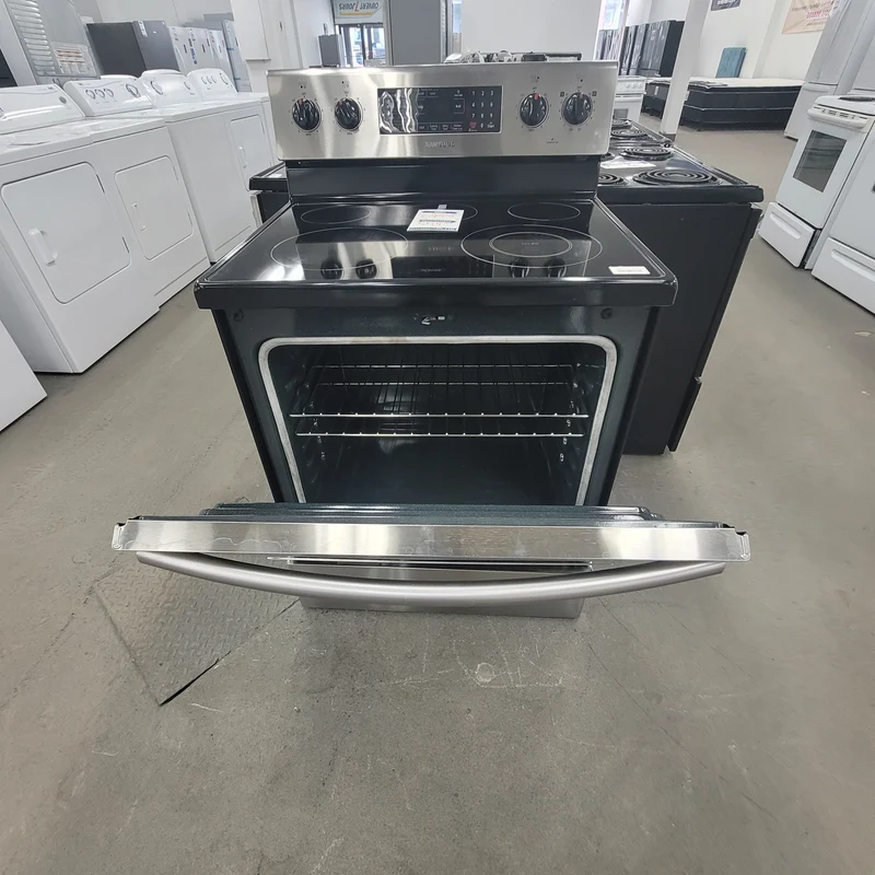 Samsung 30'' Cuisinière vitrocéramique - Inox - reconditionnés