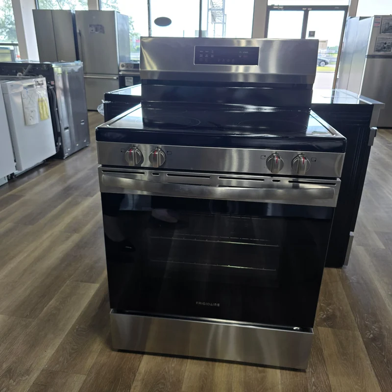 Frigidaire 30'' 5.3 pi cu Cuisinière Vitrocéramique - Friture à l'air chaud - Inox - FCRE308CAS - Boîte Ouverte
